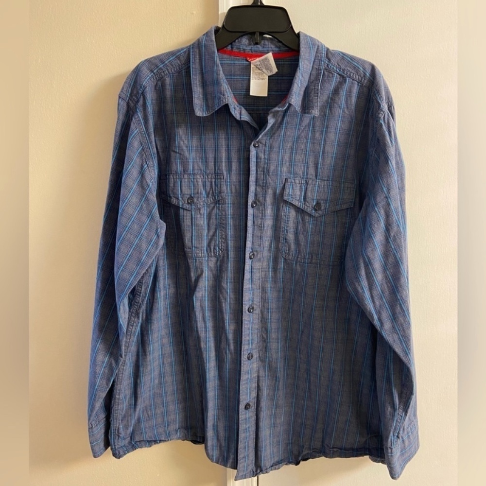 The north face men’s plaid double breasted button up shirt casual. XL